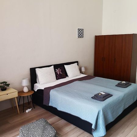 Palace - Belvarosi Apartman Еґер Екстер'єр фото