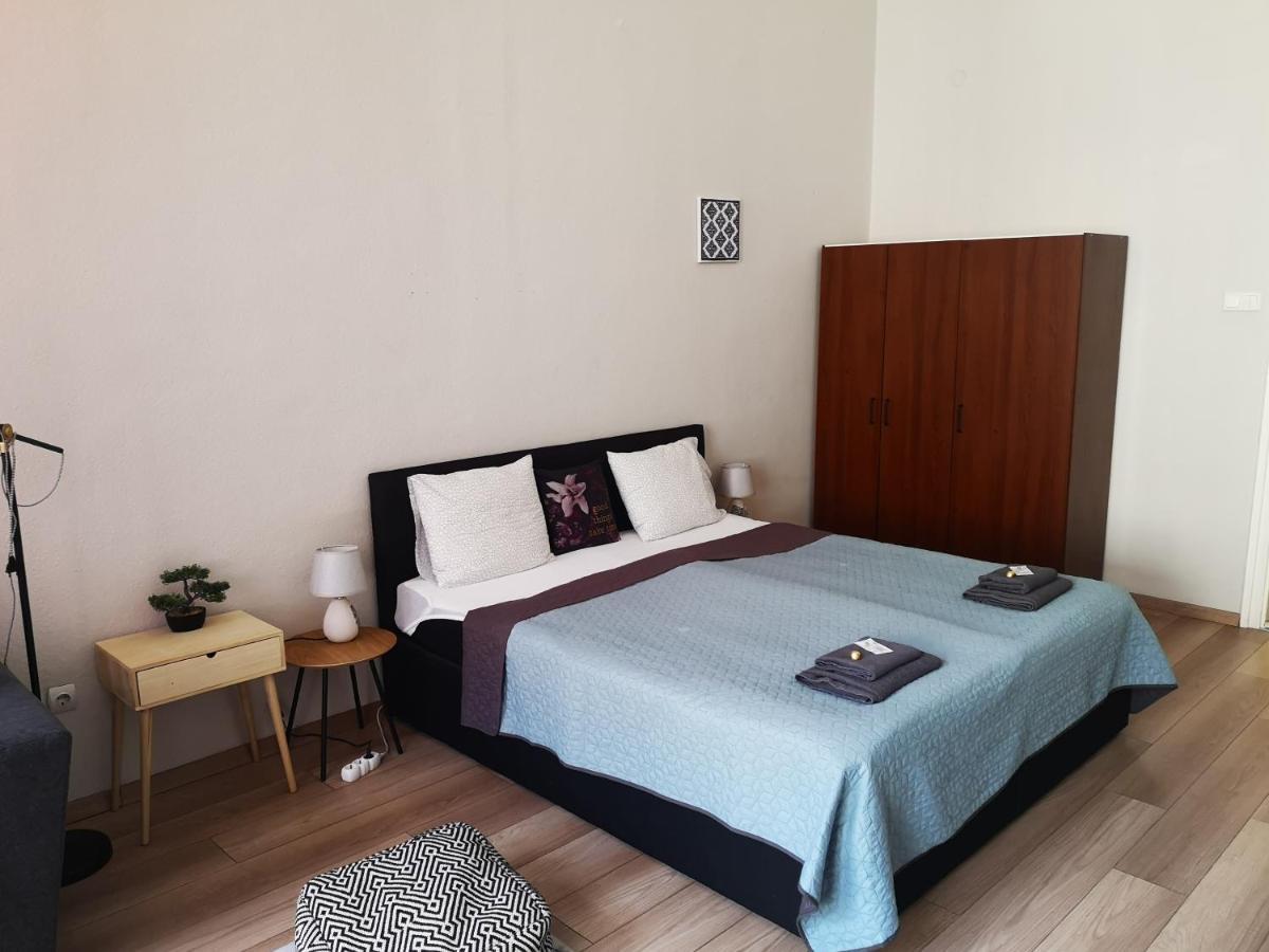 Palace - Belvarosi Apartman Еґер Екстер'єр фото